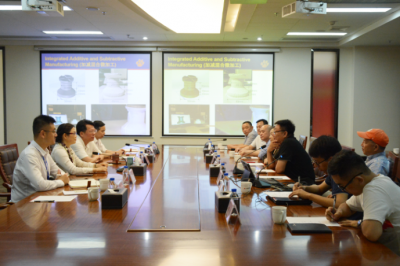 科技促轉(zhuǎn)型 創(chuàng)新助發(fā)展 ——河源市科技局、深圳大學(xué)科研團(tuán)隊(duì)到廣東堅(jiān)基集團(tuán)調(diào)研