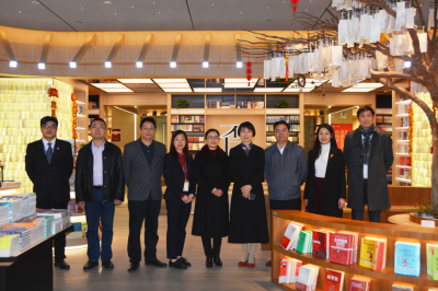 河源市委常委、宣傳部部長張玲蒞臨堅基購物中心調(diào)研檢查文化活動工作