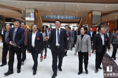 河源市人大代表、政協(xié)委員視察河源市商業(yè)中心