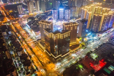 喜收金鋪，財(cái)富啟航！堅(jiān)基·春天里 - 萬象金街旺鋪盛大交樓！